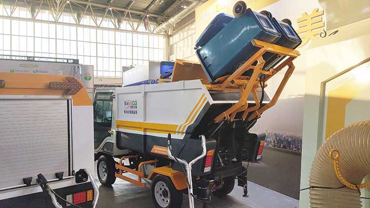 電動垃圾清運車