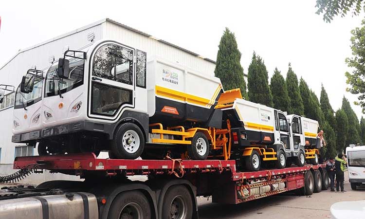 江西環(huán)衛(wèi)公司訂購(gòu)電動(dòng)垃圾清運(yùn)車