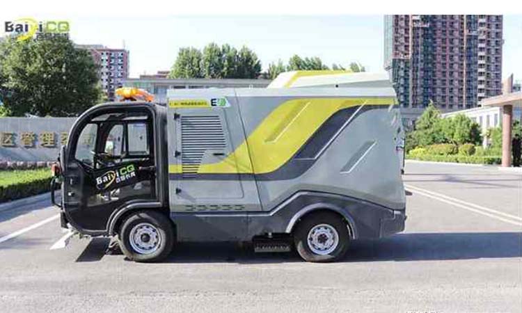濟(jì)南百易電動(dòng)洗掃車解決環(huán)衛(wèi)工人道路清掃問(wèn)題