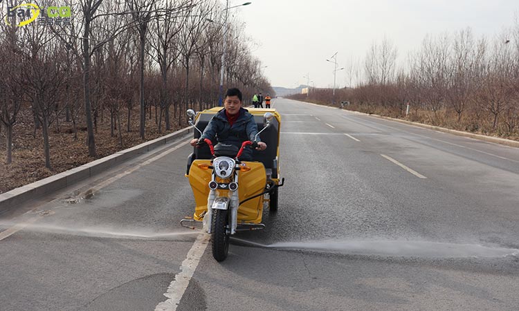 環(huán)衛(wèi)小型高壓清洗車(chē)