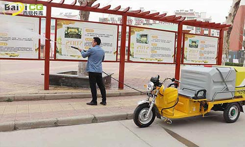 小型電動(dòng)三輪高壓清洗車的性能特點(diǎn)以及價(jià)格優(yōu)勢(shì)有哪些？