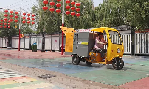 小型三輪高壓清洗車步行街，高壓沖洗作業(yè)實操