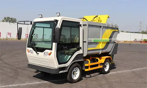 百易長(zhǎng)青小區(qū)垃圾清運(yùn)車(chē)自動(dòng)裝卸垃圾不落地,污水不外溢