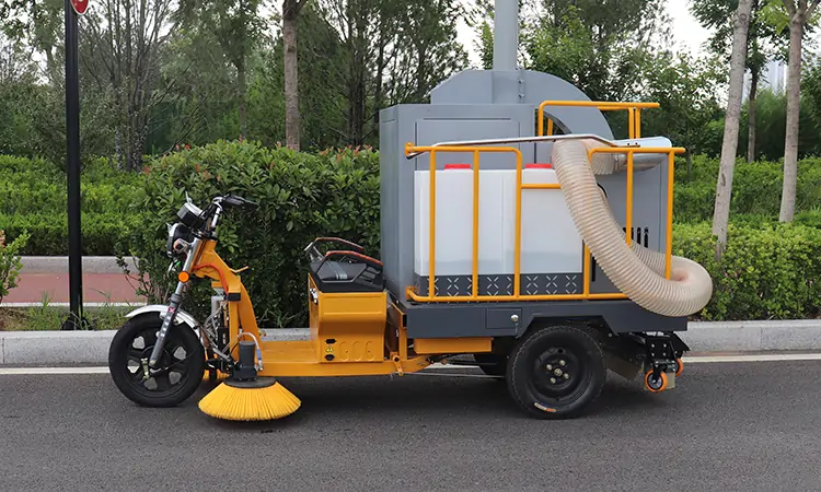 三輪樹(shù)葉收集車