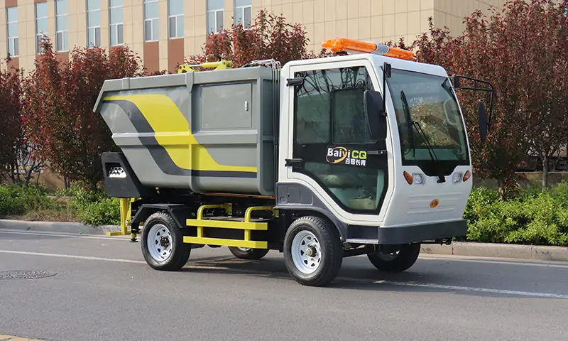 電動(dòng)后裝式垃圾車(chē)：環(huán)保革命的嶄新明星，物業(yè)景區(qū)園林垃圾轉(zhuǎn)運(yùn)好幫手