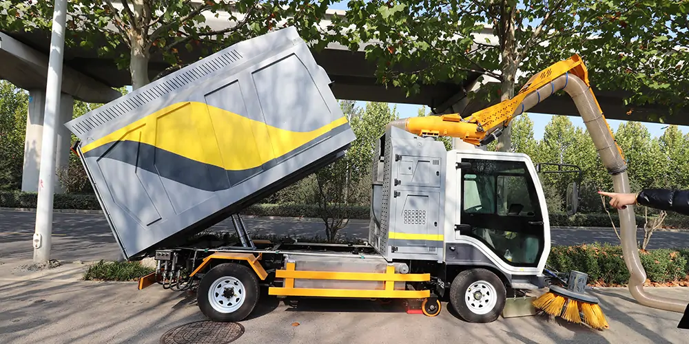 吸入式樹葉收集車,破碎樹葉收集車,強力吸樹葉收集車,大型樹葉收集清掃車