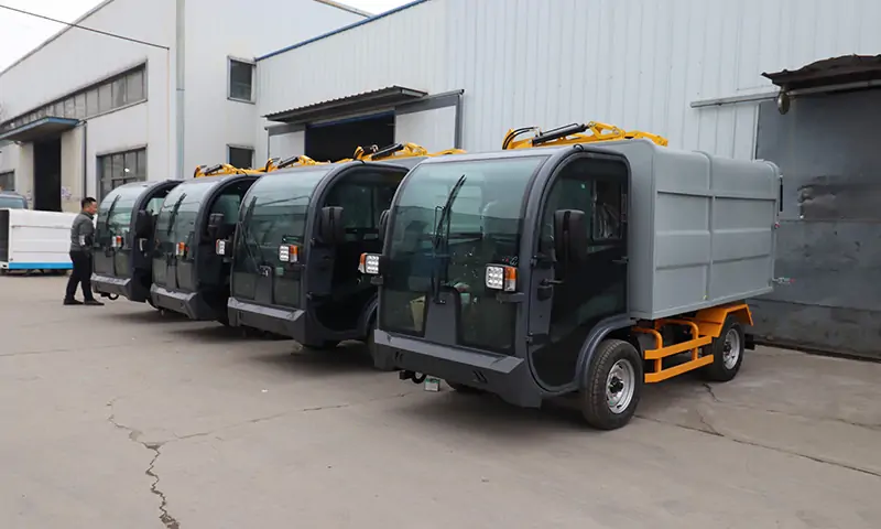 新能源四輪垃圾清運(yùn)車(chē)：城市環(huán)境衛(wèi)生建設(shè)的得力助手