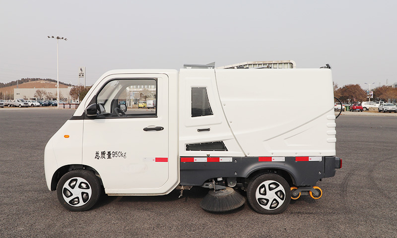 新能源純電動(dòng)洗掃車助力市政衛(wèi)生建設(shè)
