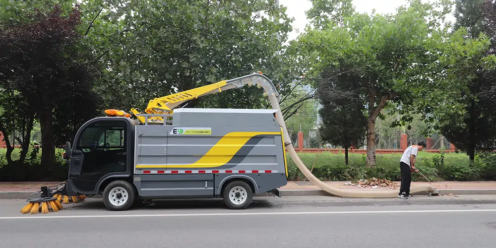 樹(shù)葉收集車(chē) 多功能樹(shù)葉收集車(chē)吸樹(shù)葉的機(jī)器 新型樹(shù)葉收集車(chē)