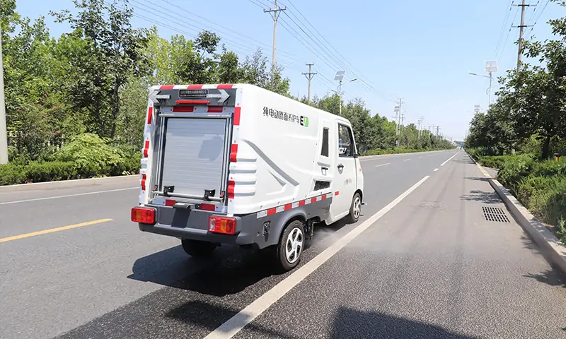 新能源多功能高壓清洗車：高效清潔，環(huán)保便捷