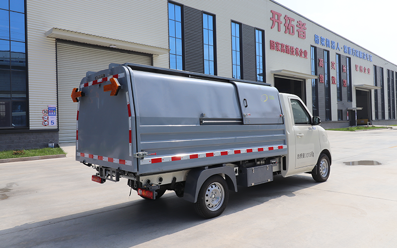 純電動(dòng)自卸式垃圾車BY-LF3000