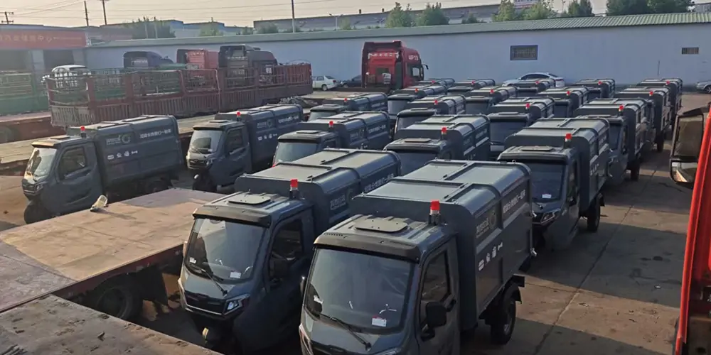 新能源側(cè)裝式垃圾清運(yùn)車，側(cè)裝垃圾車，垃圾車，新能源垃圾車