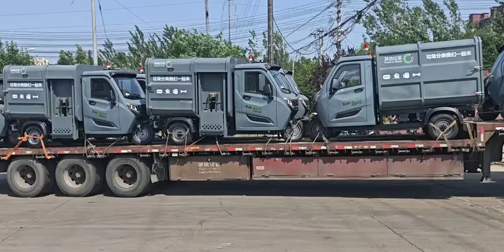 新能源側(cè)裝式垃圾清運(yùn)車，側(cè)裝垃圾車，垃圾車，新能源垃圾車
